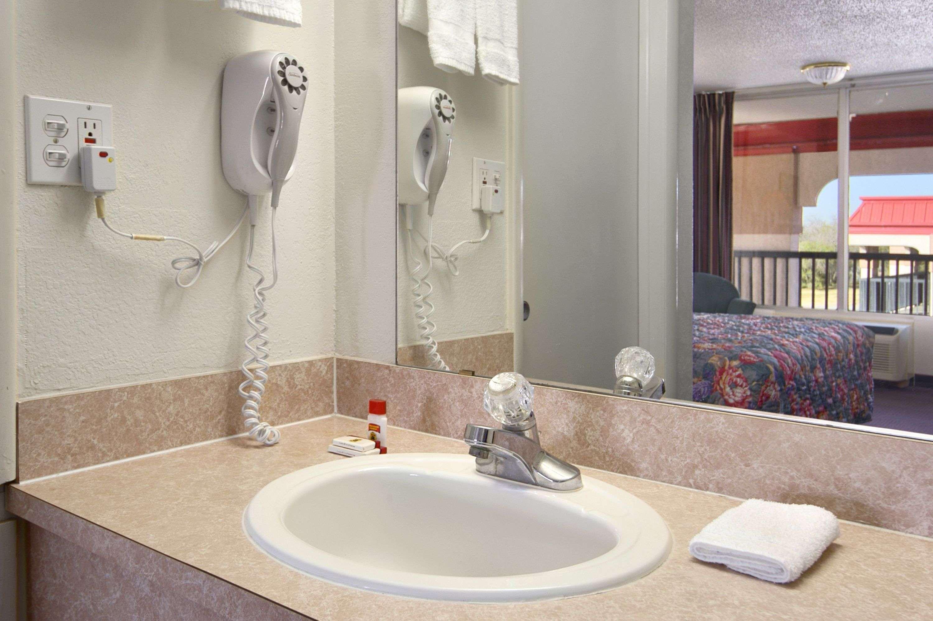Motel Super 8 By Wyndham Oklahoma Fairgrounds Chambre photo